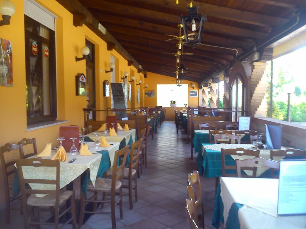 Casa Vacanza Holiday Villa Pieris Dış mekan fotoğraf